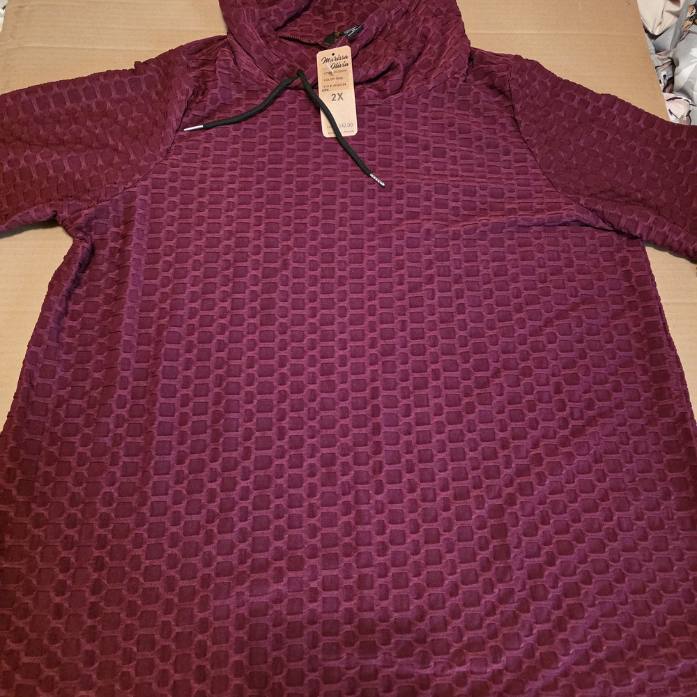 Burgundy Textured Hoodie 2xl